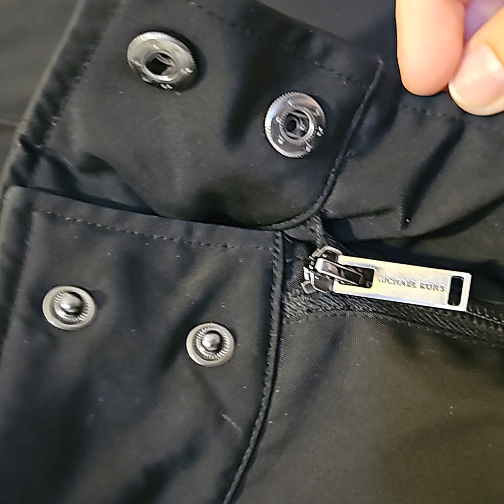 Michael Kors Travel engineered black coat - Picture 5 of 6